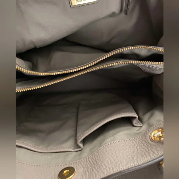 ✨Like New Tory Burch Chelsea Slouchy Leather Tote Bag